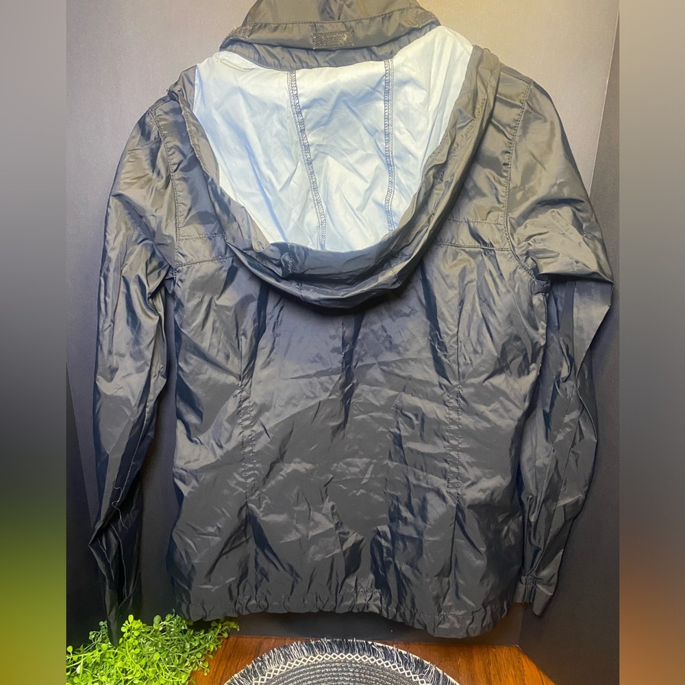 Columbia Charcoal Gray Hooded Windbreaker